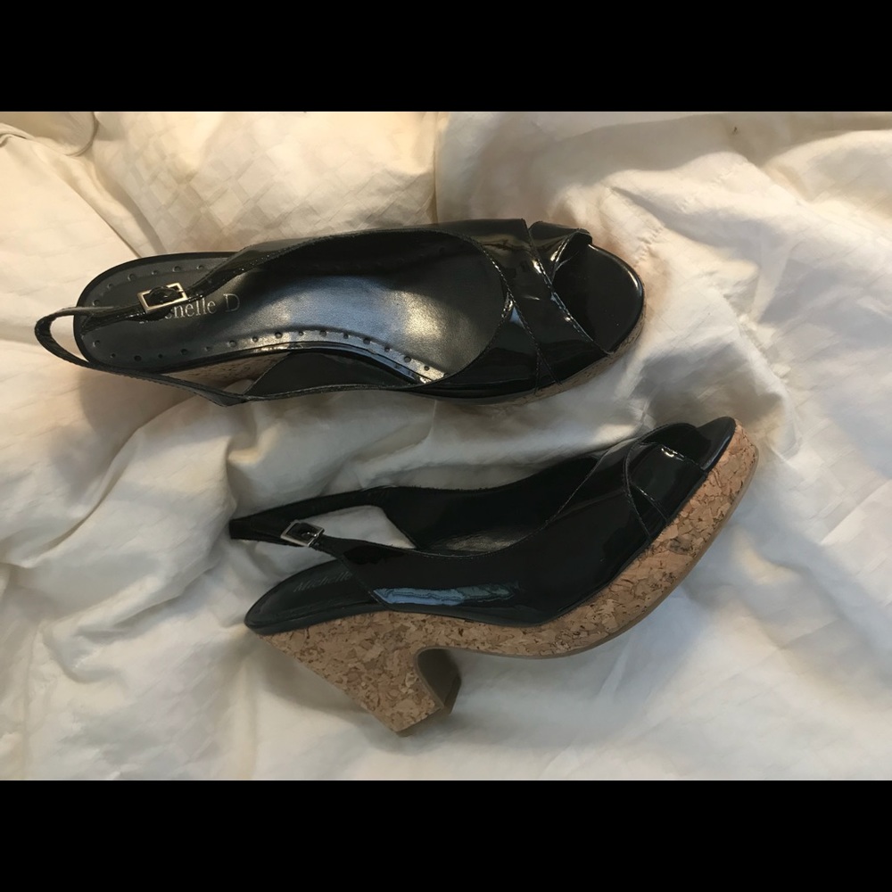 Michelle D Patent leather sling back wedge - Picture 6 of 8